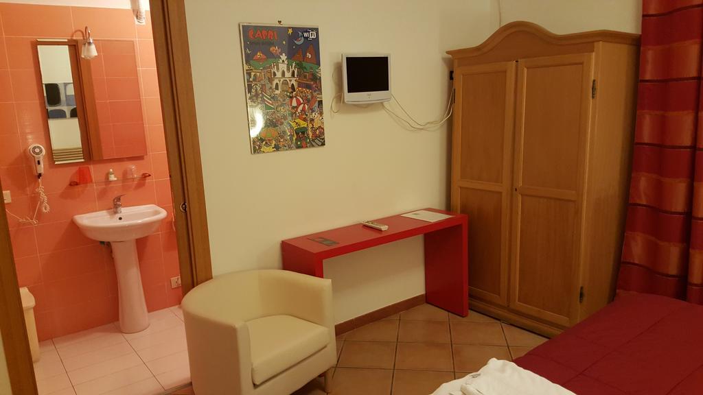 Bed And Breakfast I Vicoletti Di Napoli エクステリア 写真